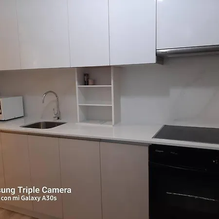 Piso Con Preciosas Vistas De Apartamento